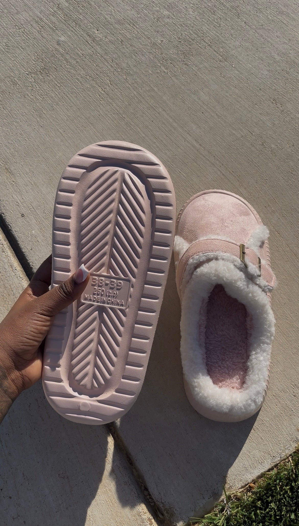 Blush Cozy Fleece Slippers