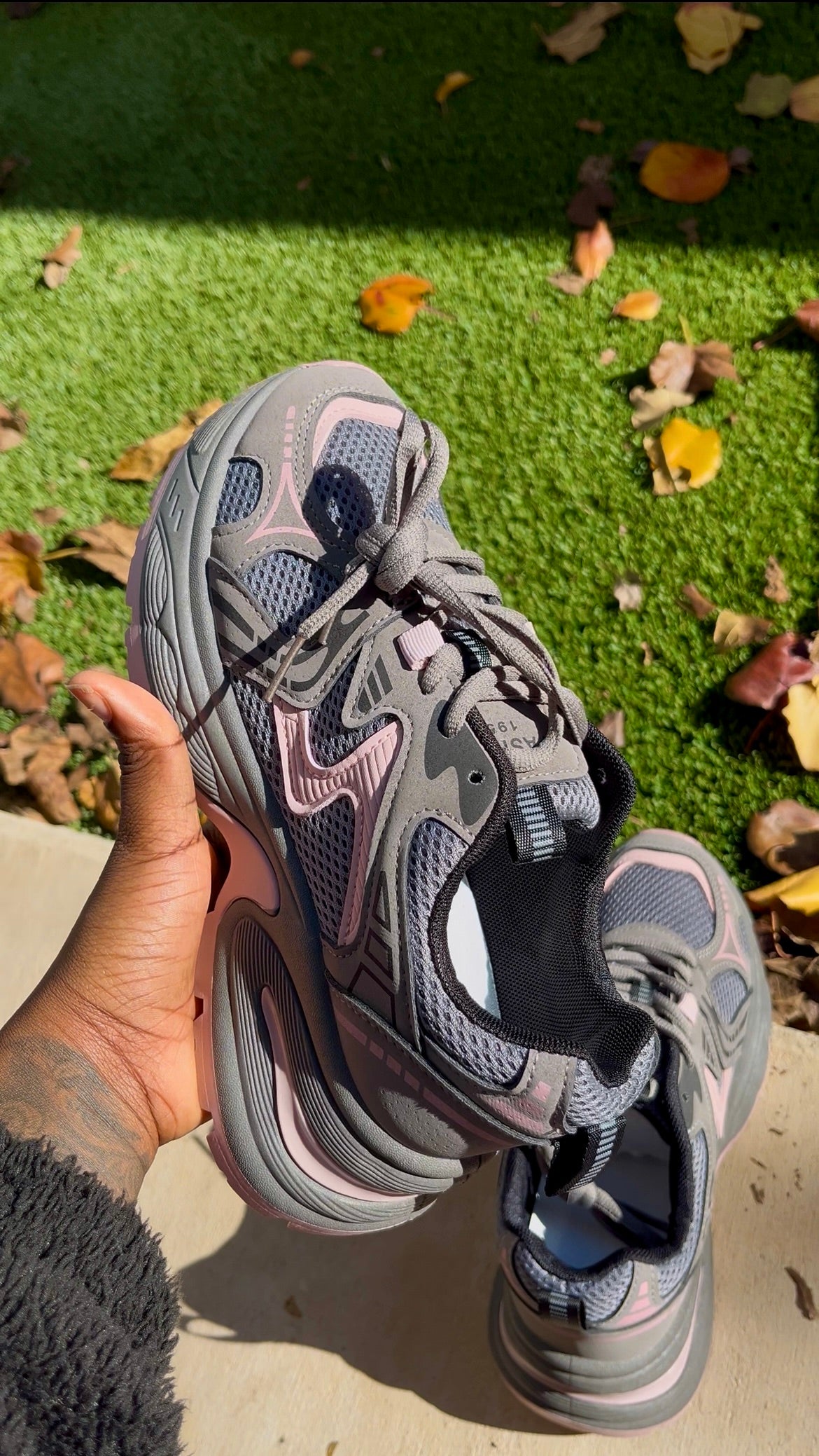 Women Gray & Pink Sneakers