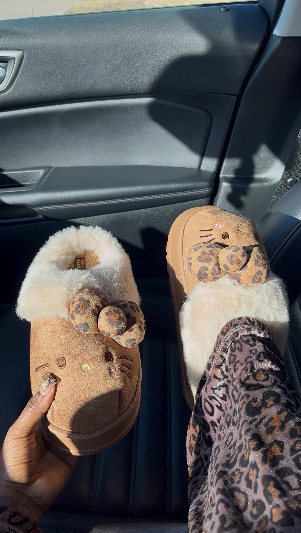 Cozy Kitty Plush Slippers | Leopard Paw Detail & Faux Fur Lining