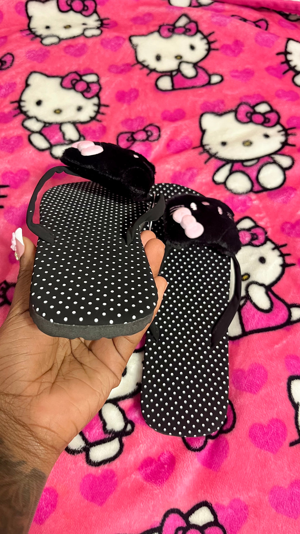 Hk Flip-flops